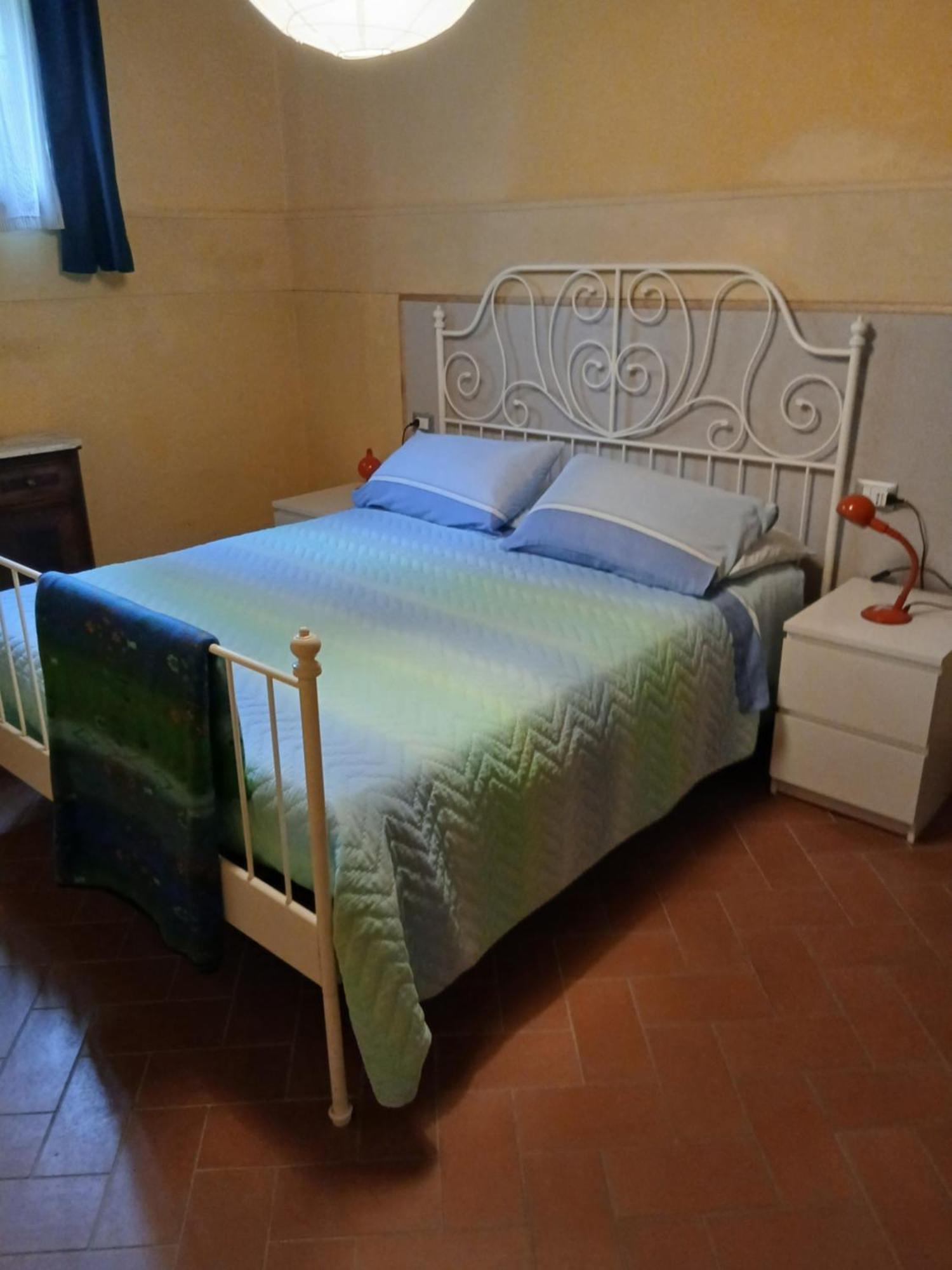 Casa Agostini Apartment Lari ภายนอก รูปภาพ