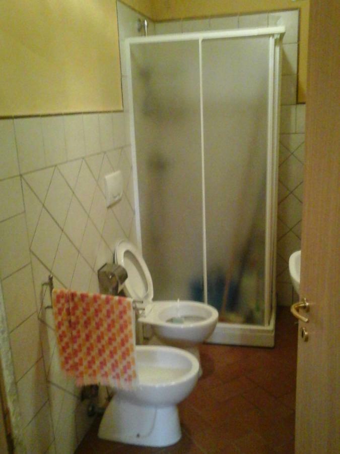 Casa Agostini Apartment Lari ภายนอก รูปภาพ