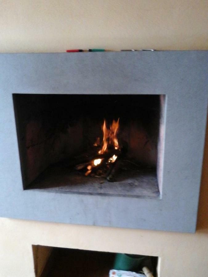 Casa Agostini Apartment Lari ภายนอก รูปภาพ